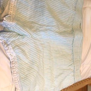 Vineyard vines teal linen shorts